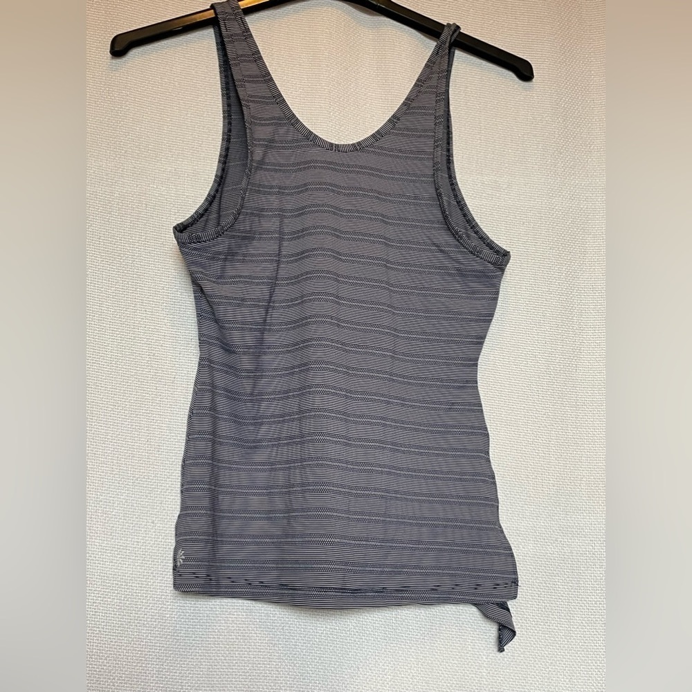 Athleta navy tank top